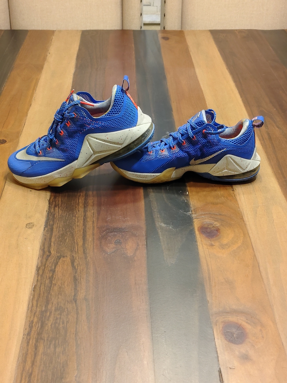 Nike LeBron 12 Low "Rise" (Hyper Cobalt) Fair Condition Size 9.5 Men